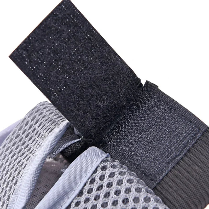 Hunde Fellpflege Handschuh Grau Klett Verschluss